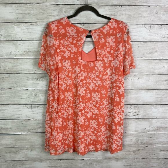 Full Moon Maternity Floral V Neck Top Size XXL - Picture 3 of 5